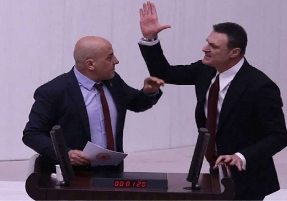 Yabancı Basında Türk Parlemantosu